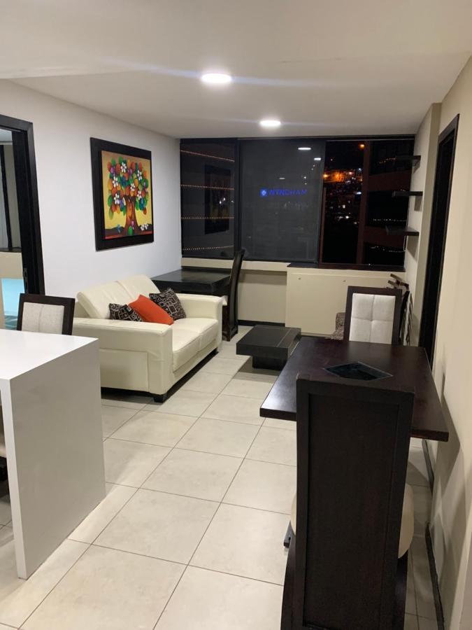 Puerto Santa Ana, Torres Bellini, 2 Dormitorios, Parqueo Guayaquil Exterior foto