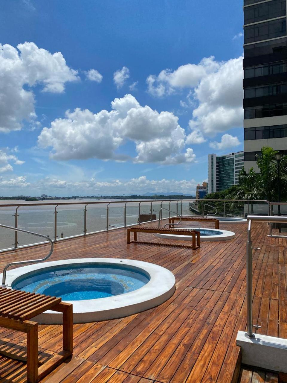 Puerto Santa Ana, Torres Bellini, 2 Dormitorios, Parqueo Guayaquil Exterior foto